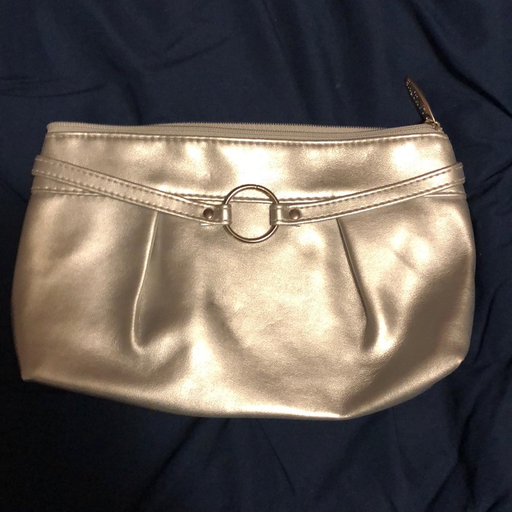 Silver clutch
